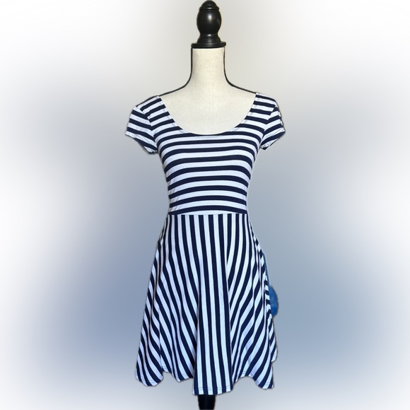 COTTON NAVY STRIPED SUMMER DRESS - Picture 1 of 3